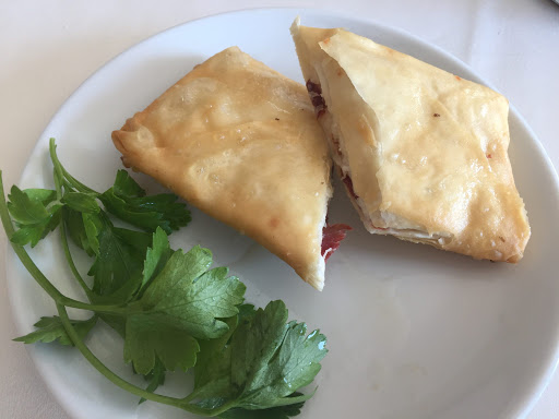 Pastırmalı Izgara Börek