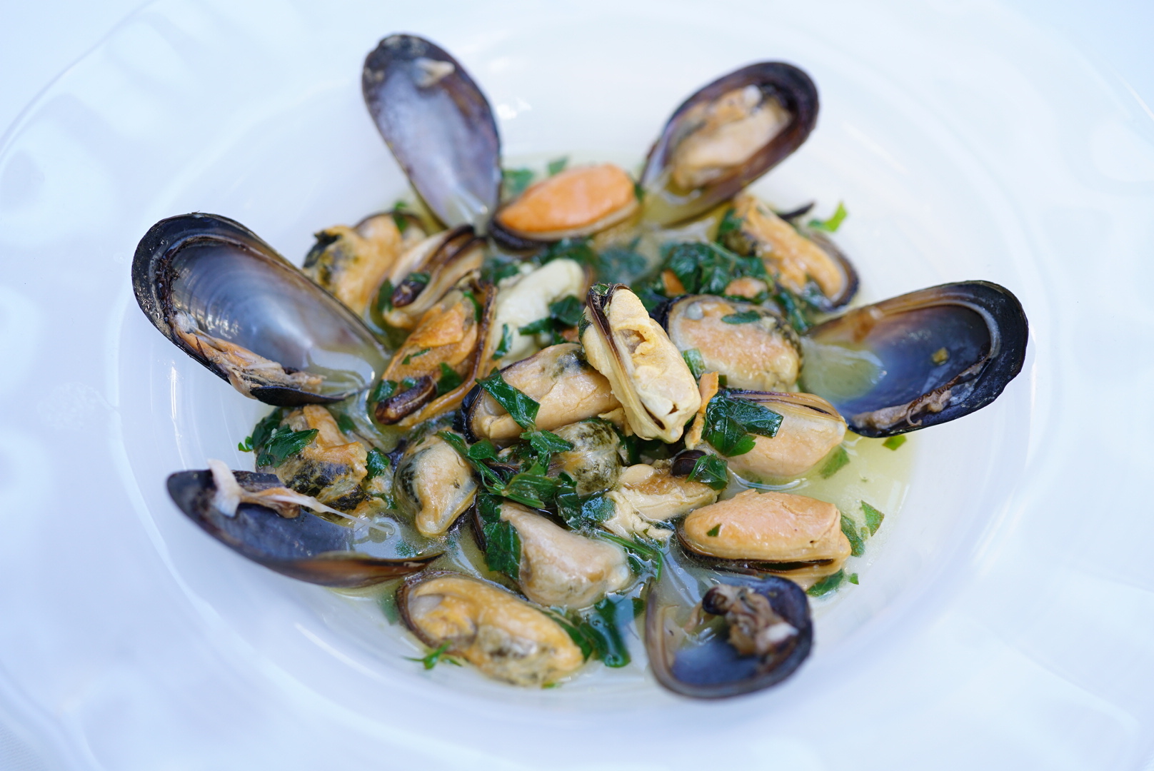 Sarmısak Soslu Midye